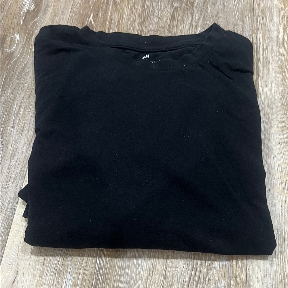 H&M Black Short Sleeve Crew Neck Tee